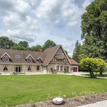 Landsted Pour 12 Face Au Chateau De Avec Jardin, Cheminee Et Equipements Pmr - Fr-1-585-38 Thillombois
